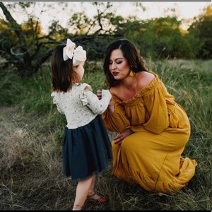 Meet your Posher, Claudia